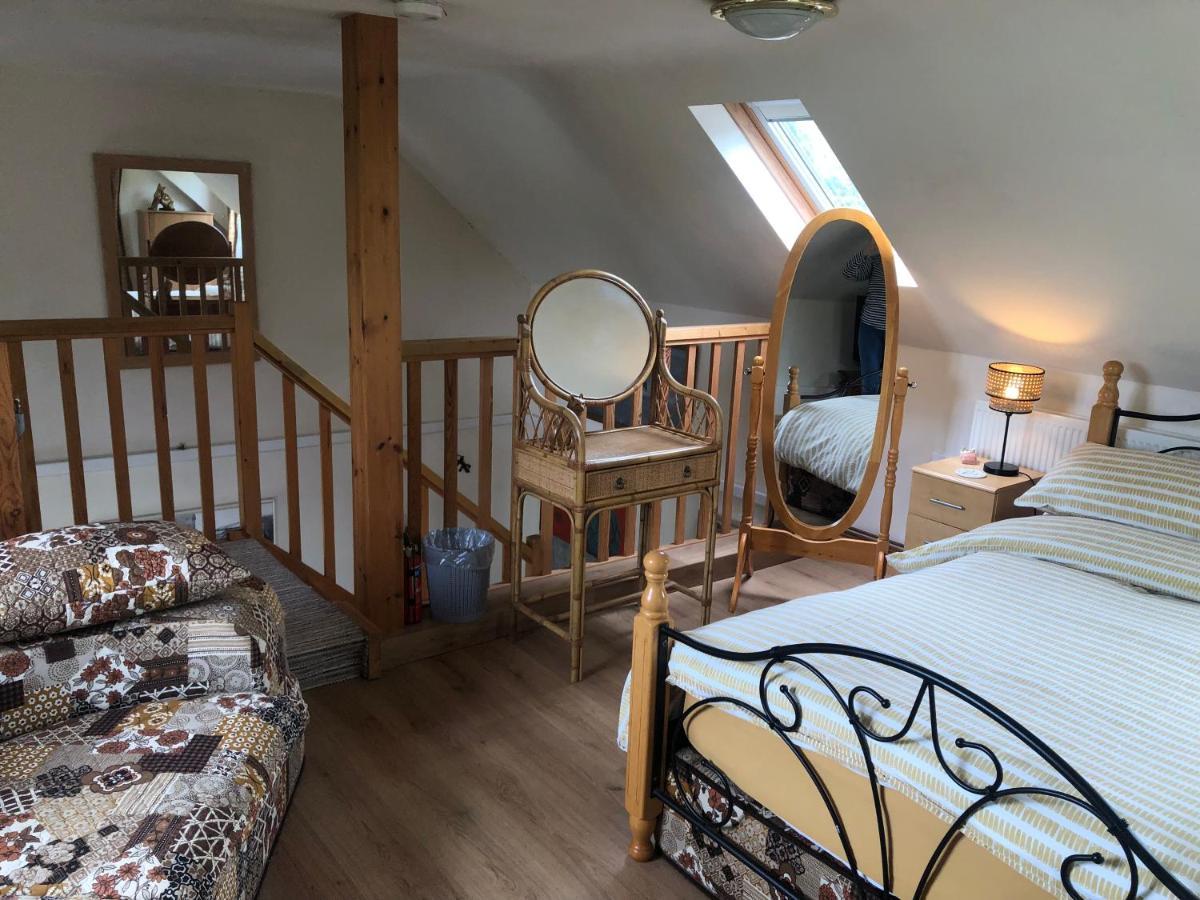Lake View Romantic Retreat Aberystwyth Buitenkant foto